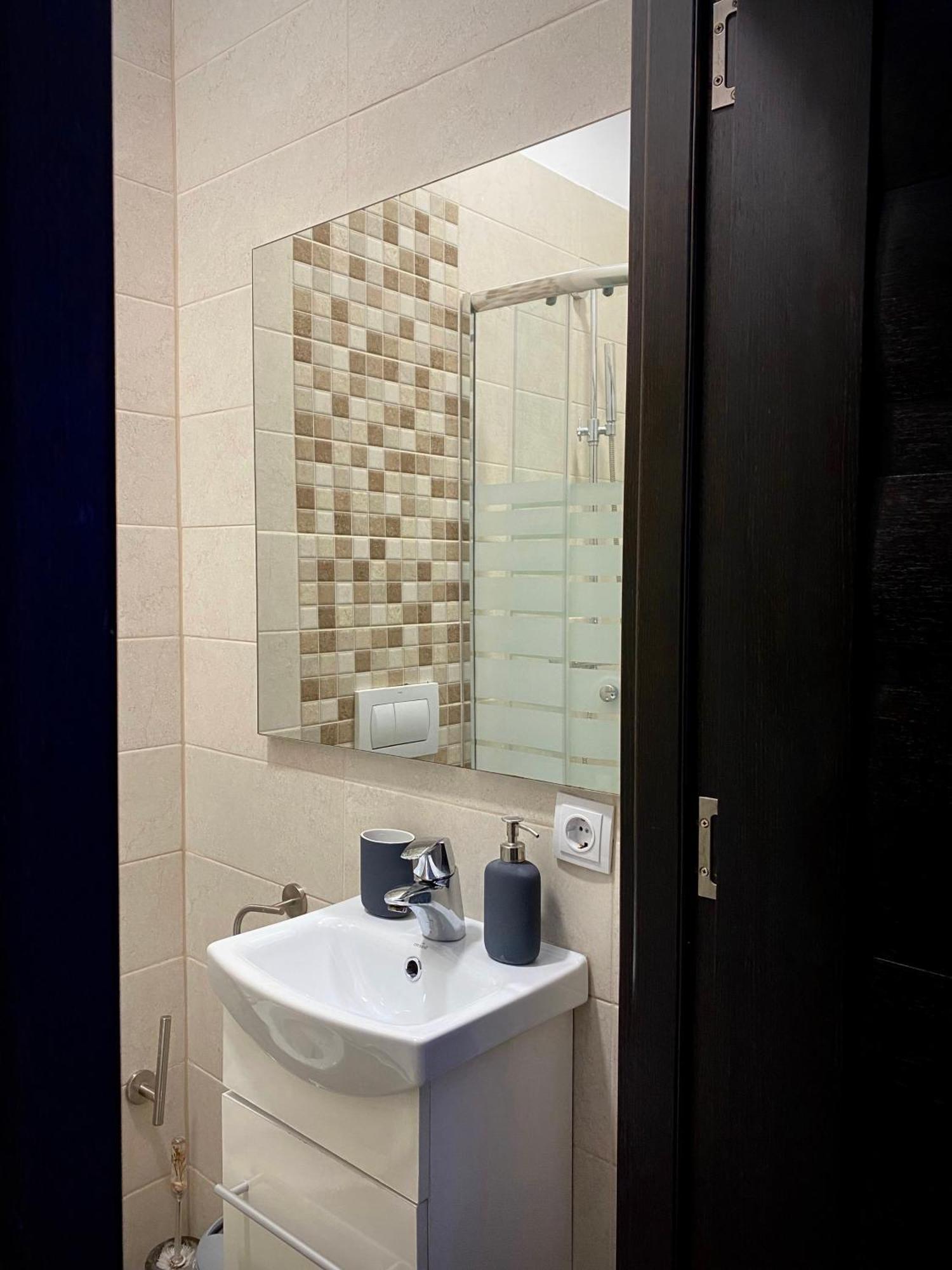 Ada'S Luxury Apartament&Studio - Old City Braşov Eksteriør billede