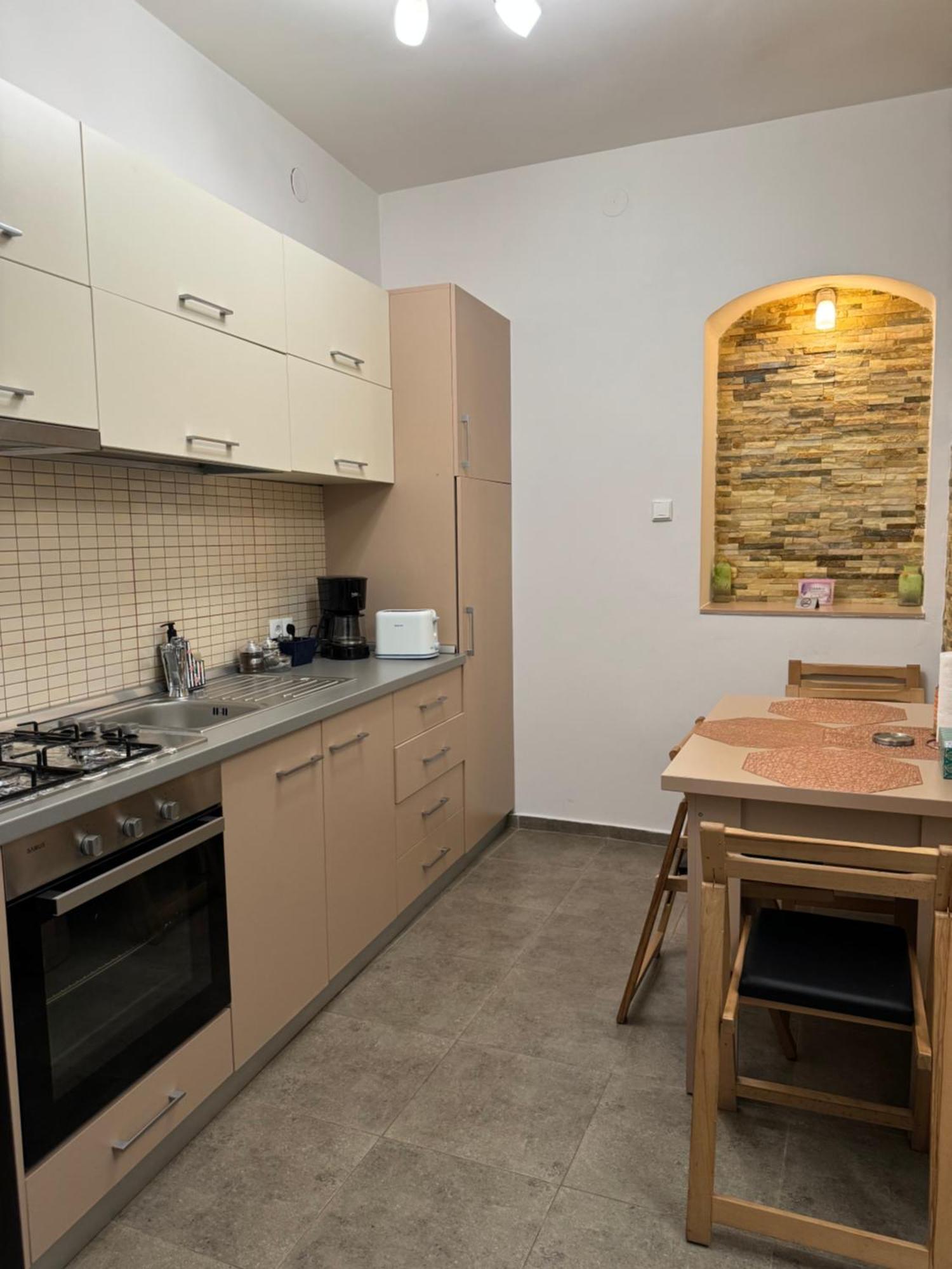 Ada'S Luxury Apartament&Studio - Old City Braşov Eksteriør billede