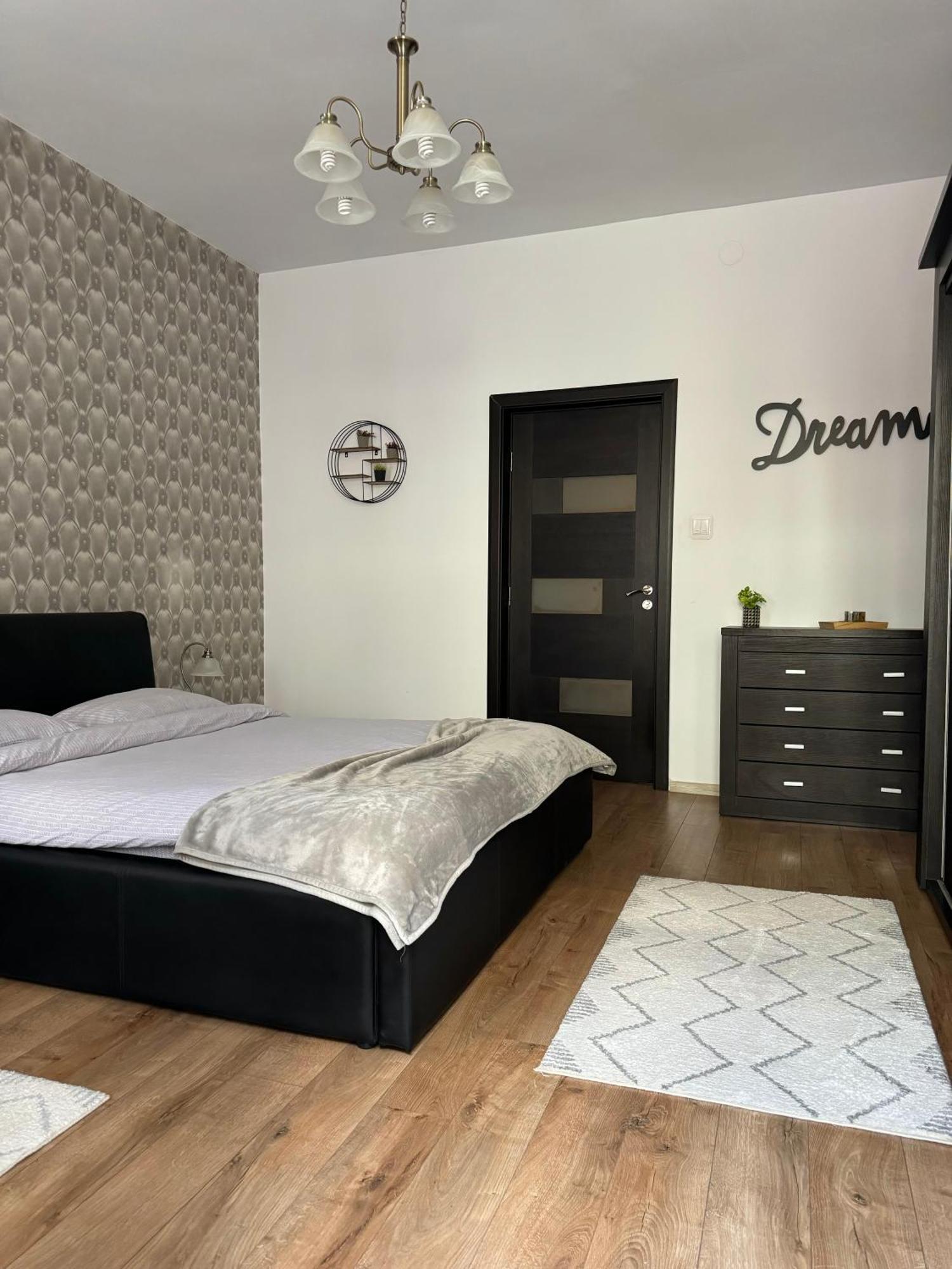 Ada'S Luxury Apartament&Studio - Old City Braşov Eksteriør billede